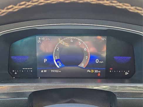 Used 2023 Volkswagen Tiguan SE image 25