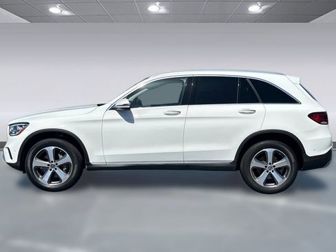 Used 2022 Mercedes-Benz GLC 300 4MATIC image 2