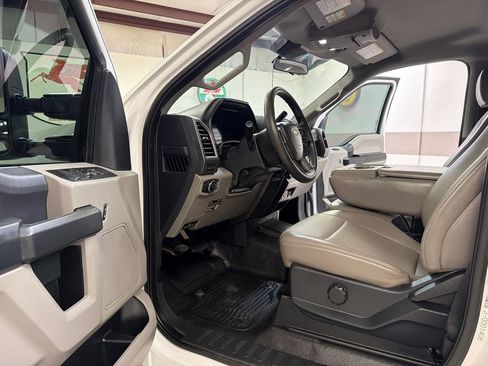 Used 2022 Ford F350 XL w/ Power Equipment Group AWD/4WD image 24