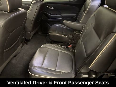Used 2023 Chevrolet Traverse Premier w/ Redline Edition AWD/4WD image 17
