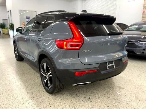 Used 2020 Volvo XC40 T5 R-Design image 6