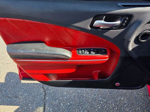 Used 2017 Dodge Charger R/T Scat Pack w/ Beats Audio Group image 21