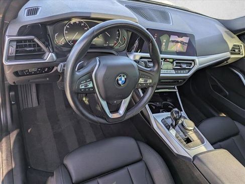 Used 2020 BMW 330i xDrive Sedan w/ Driving Assistance Package image 11