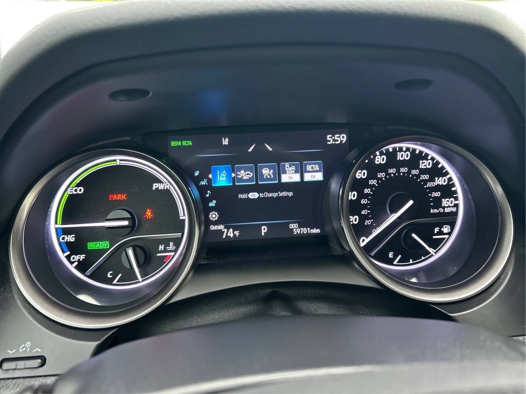 Used 2021 Toyota Camry XSE w/ Cold Weather Package FWD image 18