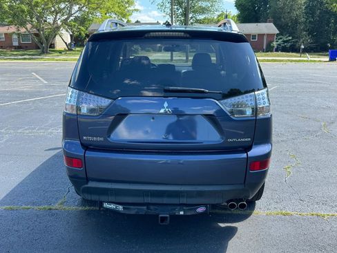 Used 2009 Mitsubishi Outlander XLS AWD/4WD image 5