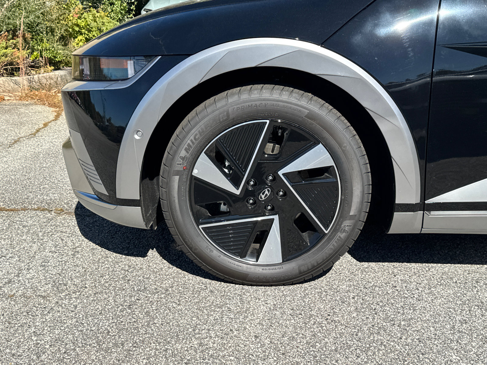 New 2027 Hyundai Ioniq 5 Limited RWD image 12