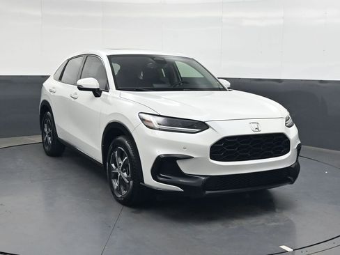 Certified 2023 Honda HR-V EX-L image 2