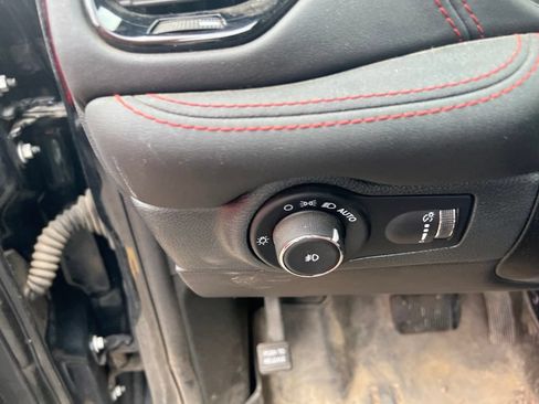 Used 2023 Dodge Durango R/T AWD/4WD image 9