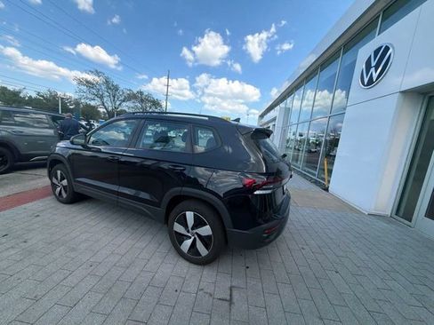 Certified 2025 Volkswagen Taos S AWD/4WD image 10