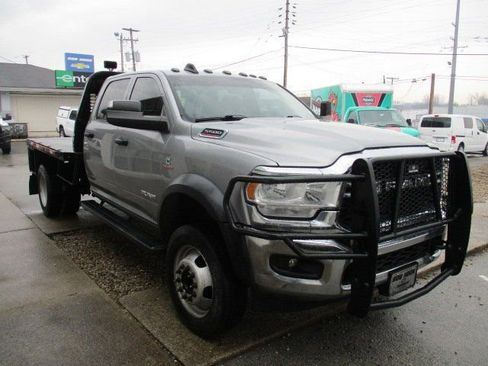 Used 2022 RAM 5500 Tradesman w/ Chrome Appearance Group image 3