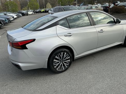 New 2026 Nissan Altima 2.5 SV AWD/4WD image 3