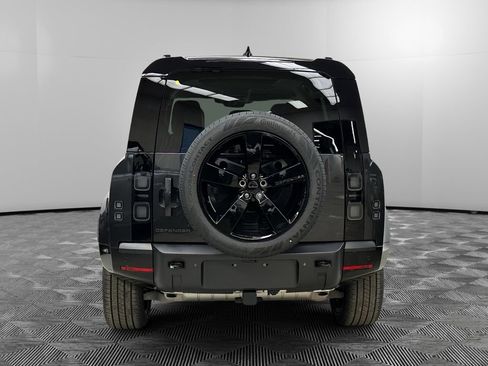 New 2026 Land Rover Defender 110 X-Dynamic SE AWD/4WD image 4