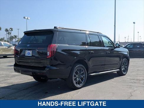 New 2026 Ford Expedition Max Platinum w/ Stealth Appearance Package image 5