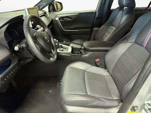 Used 2022 Toyota RAV4 XSE w/ Premium Package AWD/4WD image 11