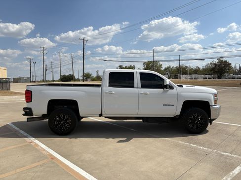 Used 2016 Chevrolet Silverado 2500 LT image 6