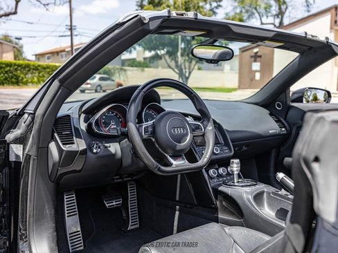 Used 2014 Audi R8 V10 w/ Full Leather Package AWD/4WD image 45