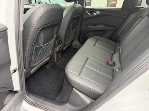 Used 2022 Audi Q4 e-tron Premium Plus w/ Premium Plus AWD/4WD image 20