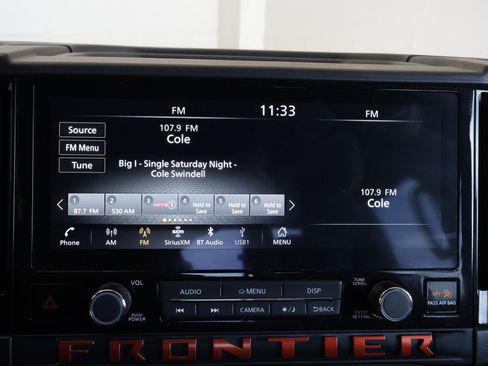 Used 2025 Nissan Frontier PRO-4X AWD/4WD image 31