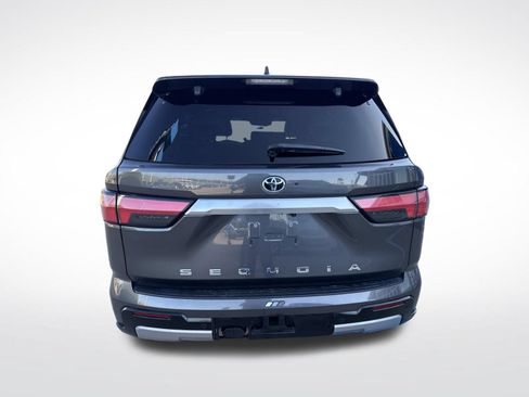 Used 2024 Toyota Sequoia Capstone AWD/4WD image 9
