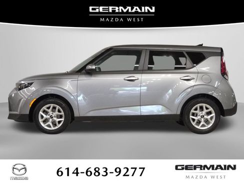 Used 2024 Kia Soul LX w/ Option Group 015 FWD image 13