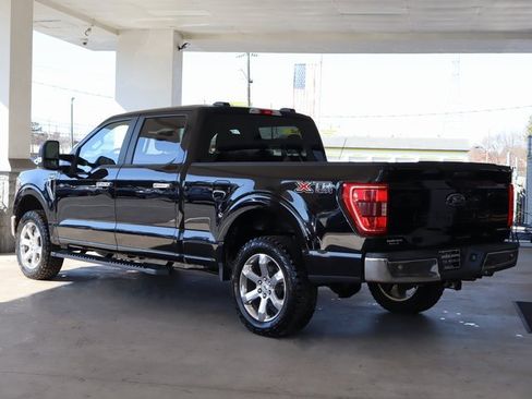 Used 2022 Ford F150 XLT w/ XTR Package image 3