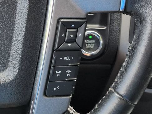 Used 2017 Ford Expedition EL Platinum RWD image 28