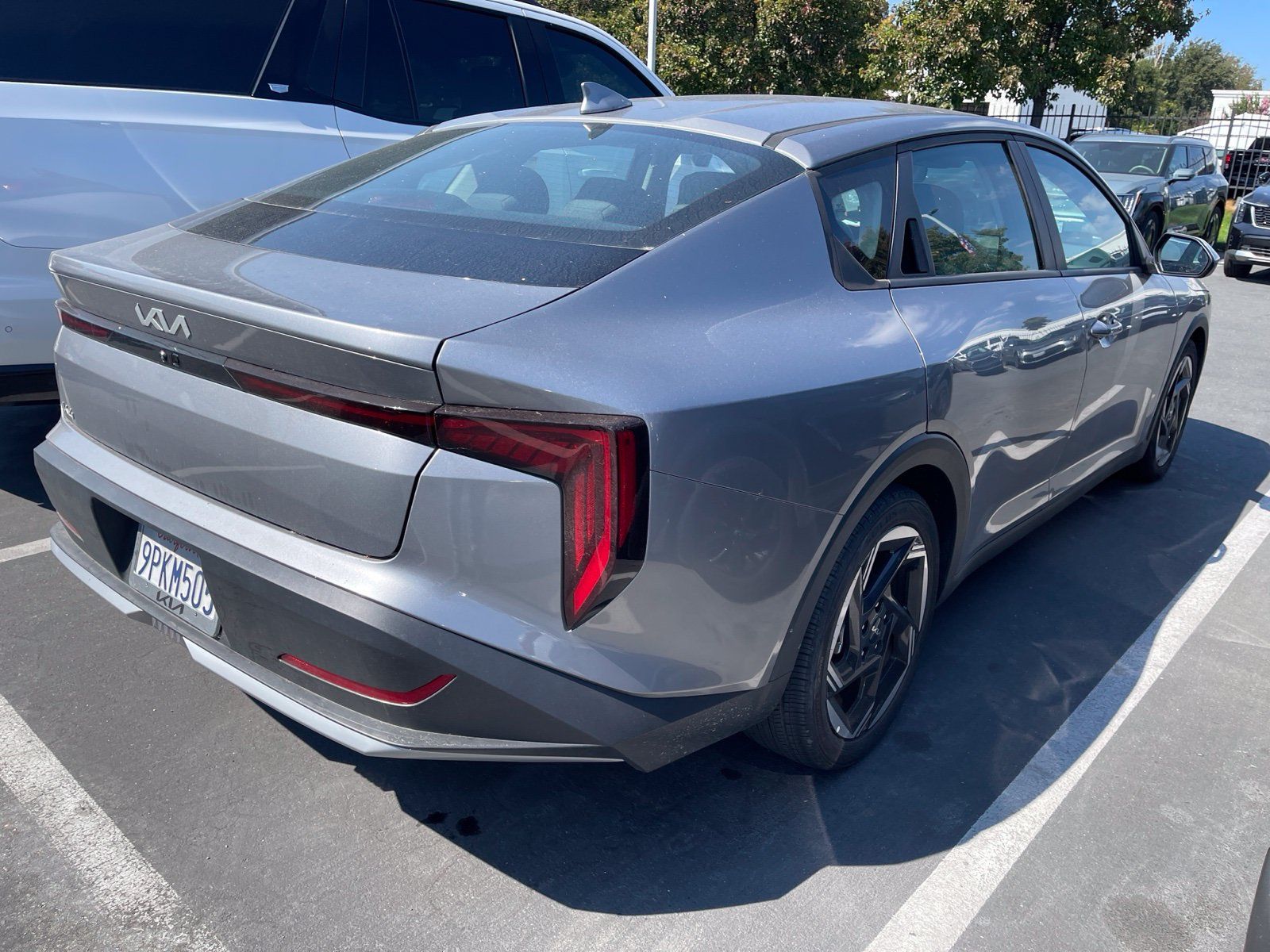 Used 2025 Kia K4 EX FWD image 2