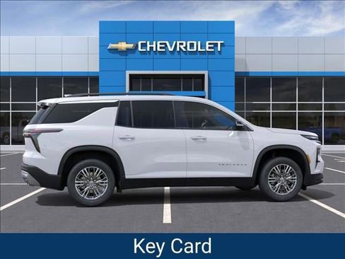 New 2026 Chevrolet Traverse LT image 5