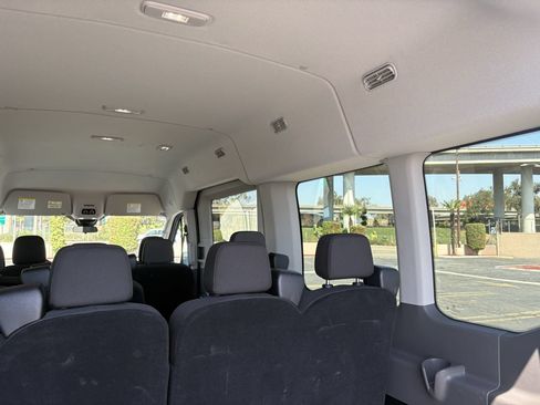 Used 2025 Ford Transit 350 XLT RWD image 18