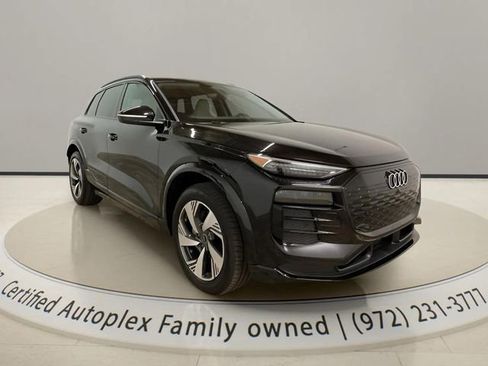 Used 2025 Audi Q6 e-tron Premium Plus w/ Premium Plus image 5