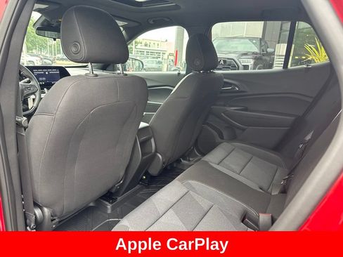 Used 2026 Chevrolet Trax RS w/ Sunroof Package FWD image 9