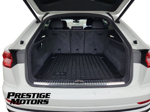 Used 2019 Audi Q8 Premium Plus image 25