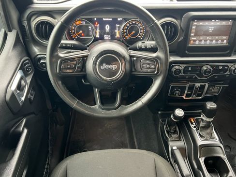 Used 2022 Jeep Wrangler Unlimited Sport image 14