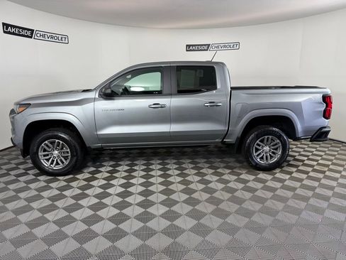 Used 2024 Chevrolet Colorado LT w/ LT Convenience Package RWD image 3