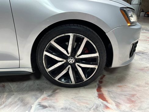 Used 2013 Volkswagen Jetta GLI Autobahn FWD image 36