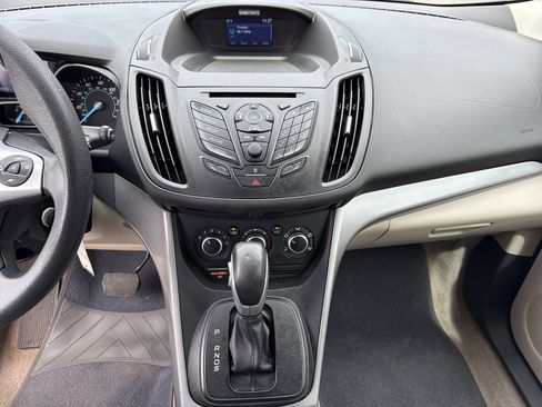 Used 2015 Ford Escape SE image 27