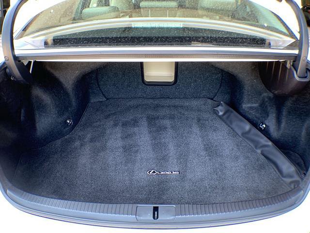 Used 2018 Lexus ES 350 w/ Luxury Package w/Wood Trim FWD image 24