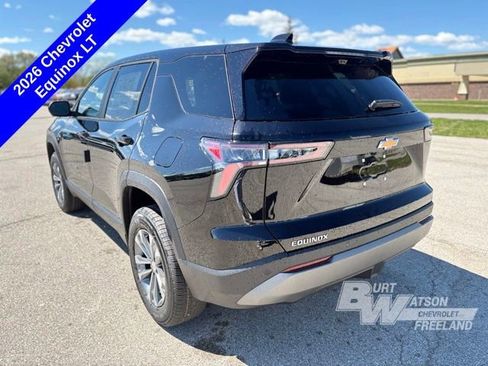 New 2026 Chevrolet Equinox LT w/ Convenience Package II FWD image 3
