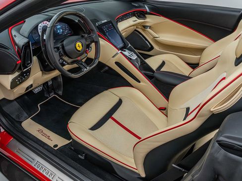 Certified 2025 Ferrari Roma Base image 31