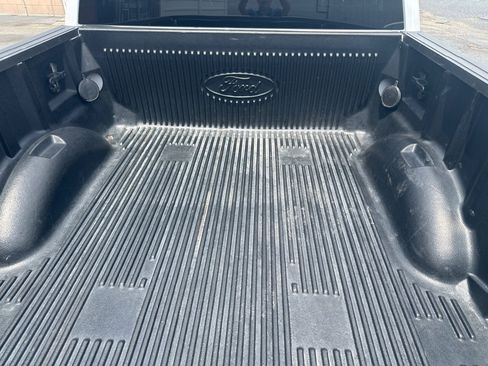 Used 2017 Ford F150 XL w/ Equipment Group 101A Mid AWD/4WD image 17