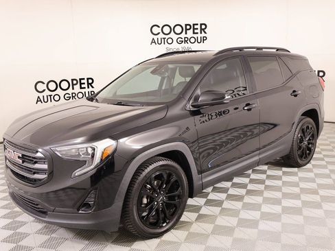 Used 2020 GMC Terrain SLT w/ Preferred Package image 9