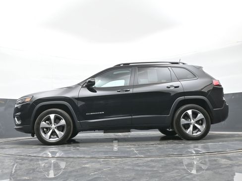 Used 2022 Jeep Cherokee Limited image 45
