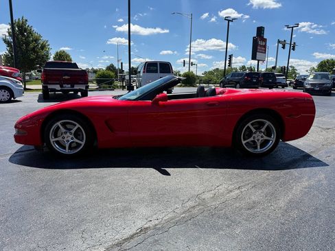 Used 2003 Chevrolet Corvette Convertible w/ Preferred Equipment Group1 RWD image 4