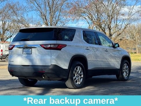 Used 2021 Chevrolet Traverse LS image 8