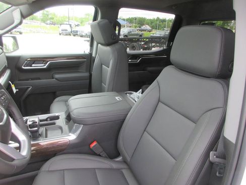 New 2026 GMC Sierra 1500 Elevation w/ Elevation Premium Package AWD/4WD image 14
