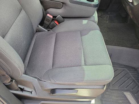 Used 2018 Chevrolet Silverado 1500 LT w/ All Star Edition image 19