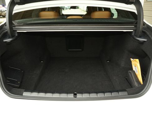 Used 2023 BMW 740i RWD image 26