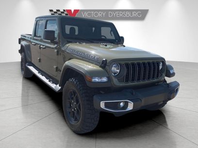 New 2025 Jeep Gladiator Sport