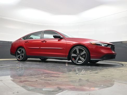 Used 2023 Honda Accord Sport image 26