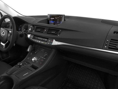 Used 2014 Lexus CT 200h FWD image 18